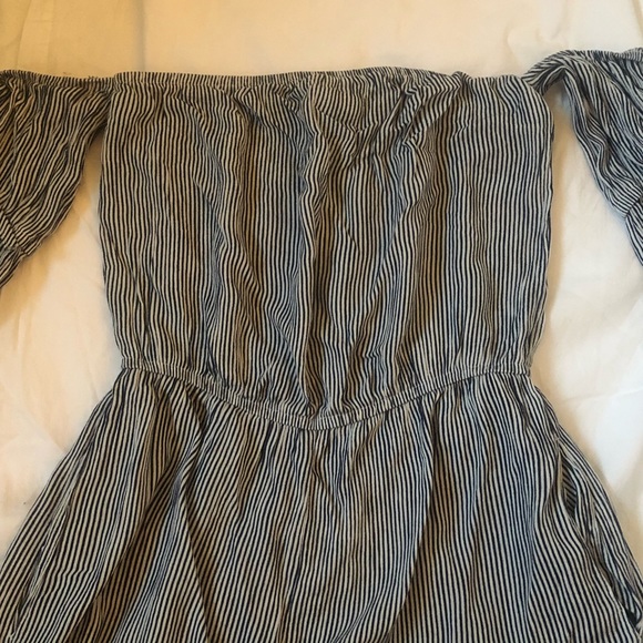 striped romper - Picture 3 of 4